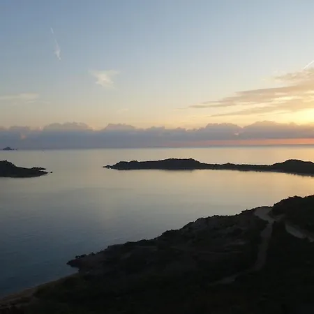 Capo Coda Cavallo, Vacanze Nella Casa Il Maestrale *