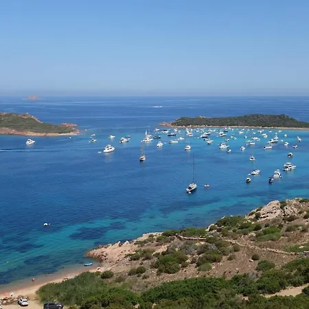 Apartment Capo Coda Cavallo, Vacanze Nella Casa Il Maestrale